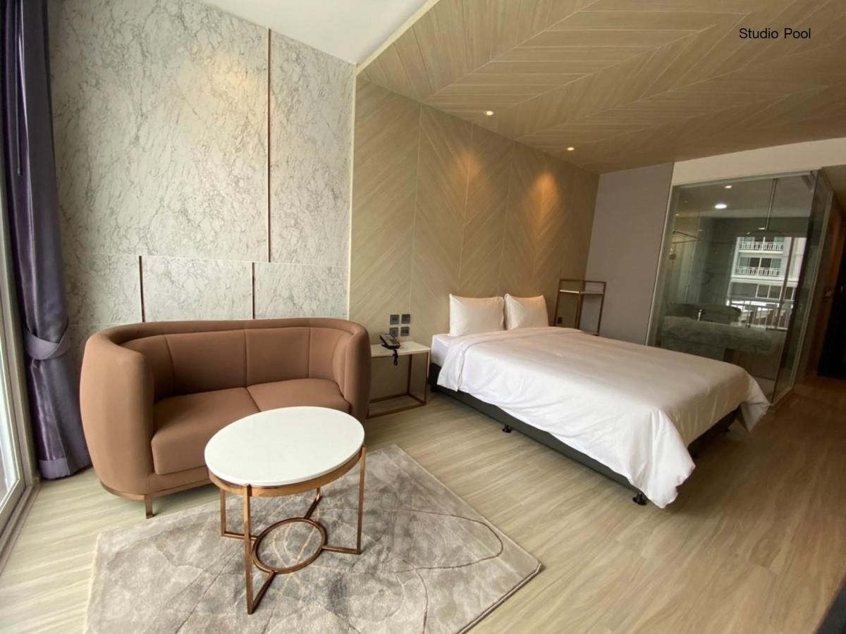 Golden City Rayong Hotel Екстериор снимка