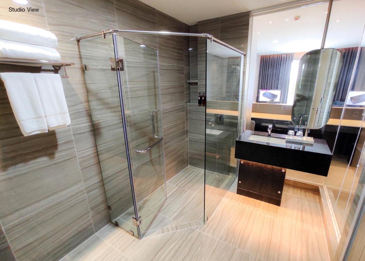 Golden City Rayong Hotel Екстериор снимка