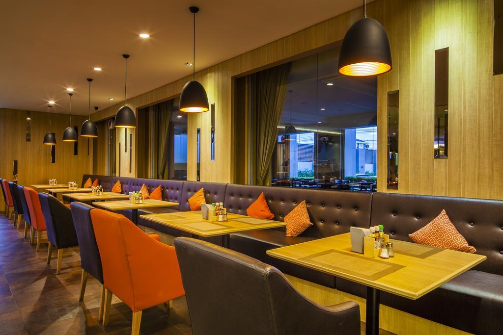 Golden City Rayong Hotel Екстериор снимка