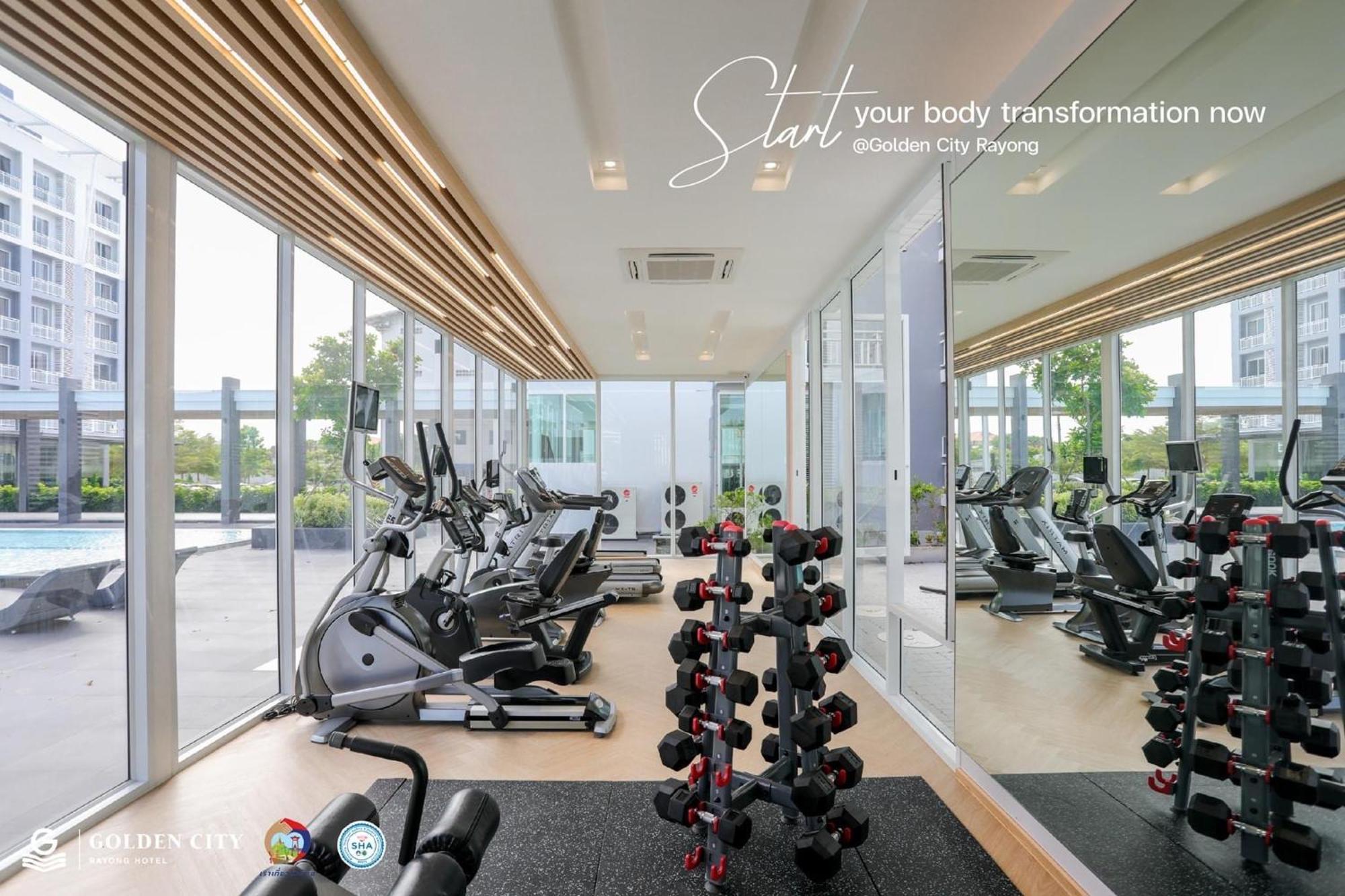 Golden City Rayong Hotel Екстериор снимка
