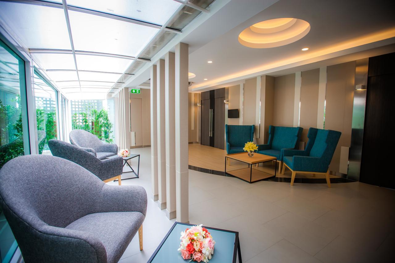 Golden City Rayong Hotel Екстериор снимка
